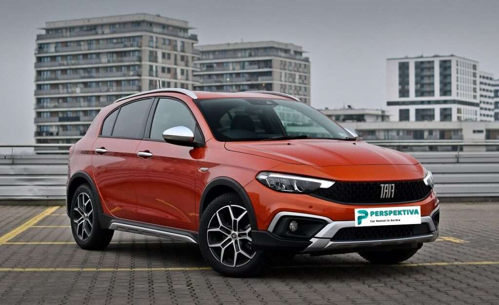 Fiat Tipo HB automobil na slici